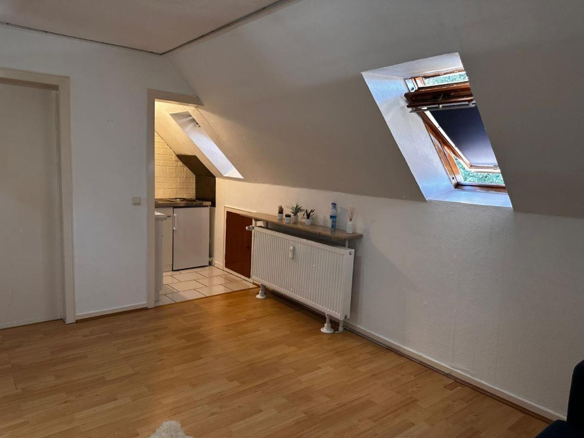 A&V Apartments Gemuetliche Rheinblick Wohnung Apt Daisy ドゥイスブルグ エクステリア 写真